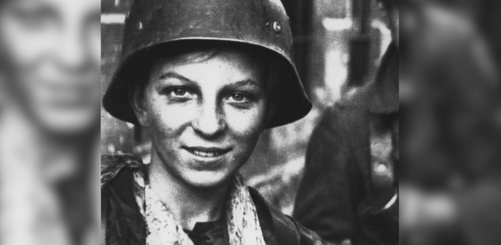 Dziewczyny z Armii Krajowej. Jaka była ich rola w konspiracji i jak walczyły z Niemcami?