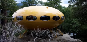 UFO dom na sprzedaż - rynek nieruchomości nie z tej ziemi