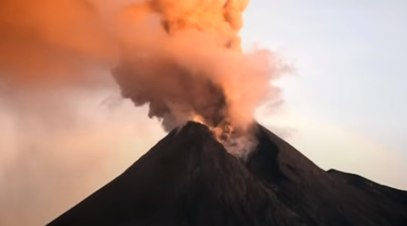 Indonezja - wulkan Merapi znowu aktywny