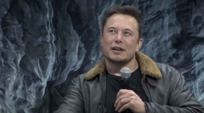 Elon Musk zapowiada lądowanie na Marsie i podaje orientacyjny termin
