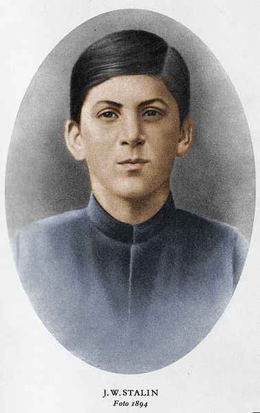 Józef Stalin (wówczas znany jeszcze jako Iosif Wissarionowicz Dżugaszwili) w 1894 roku