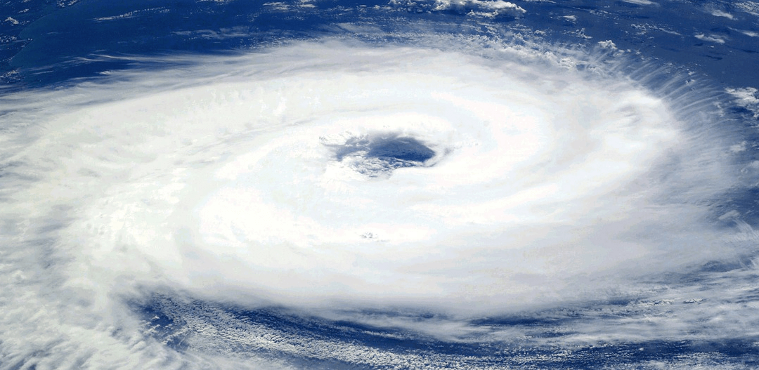 Tajfun Nanmadol uderzył w Japonię. „Ewakuacja 7 mln ludzi”